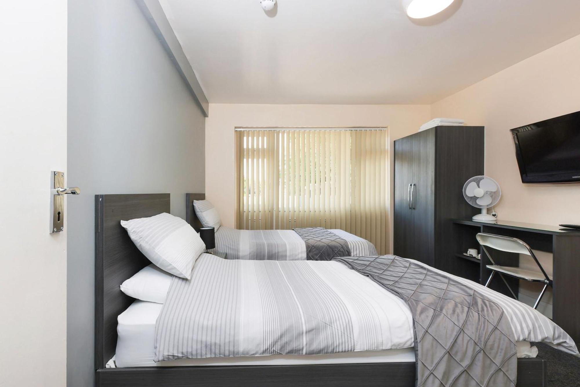Oyo Honeycroft Lodge Uxbridge Luaran gambar